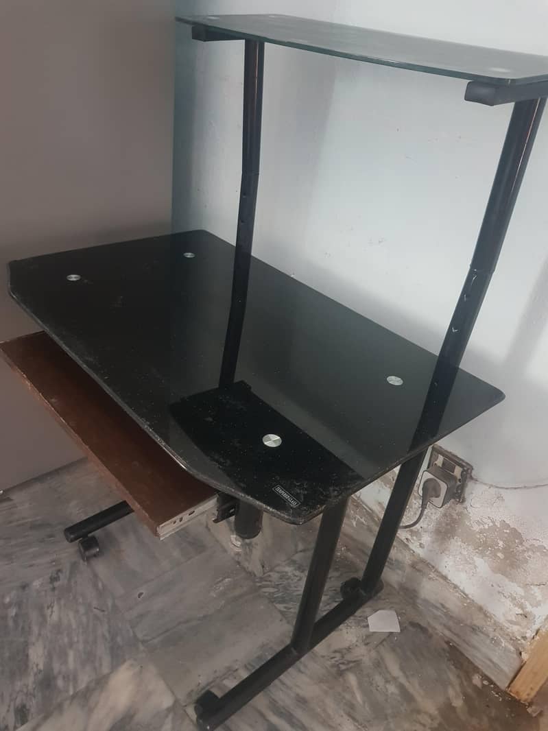 computer table 1