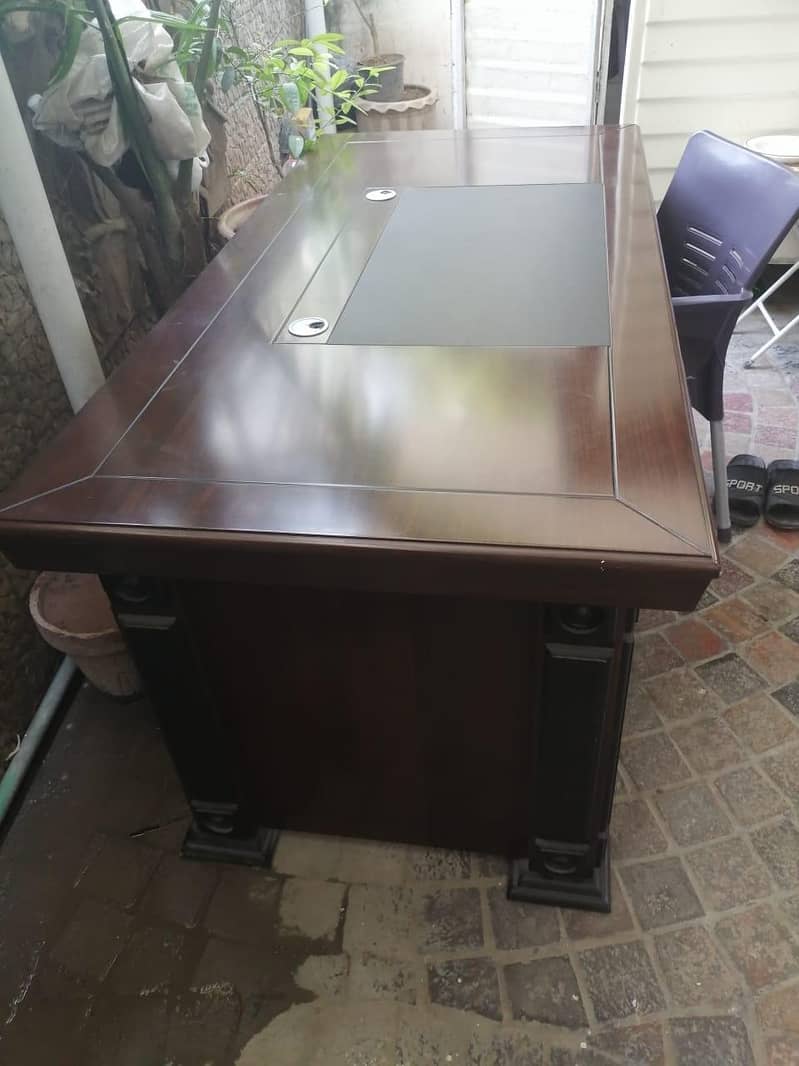 office Table 0