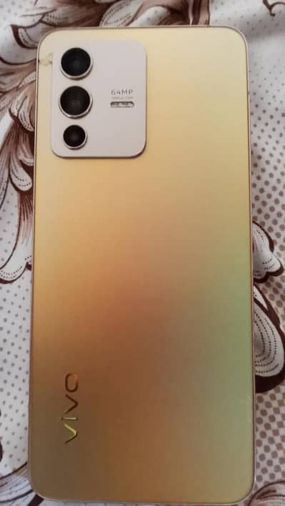 Vivo V23