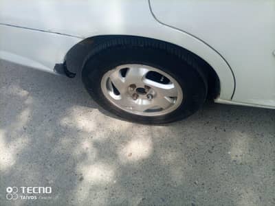 Honda City 2004 White | Genuine Body | 17.5 Lakh Lahore