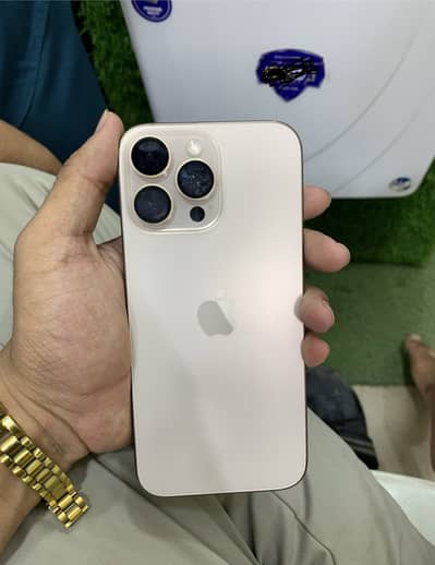 Apple iPhone 16 Pro Max Factory unlock battery 99 percent 132 cycles