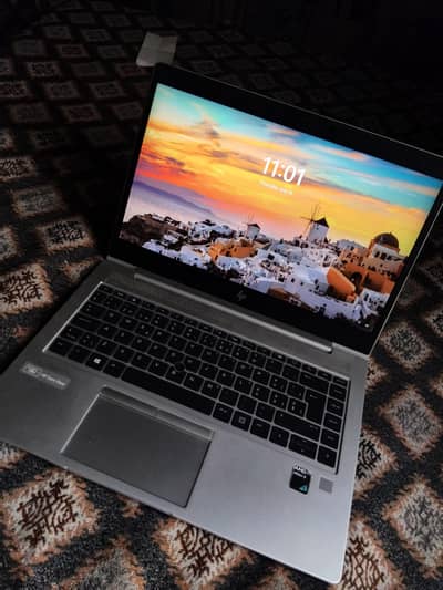 HP Laptop i5