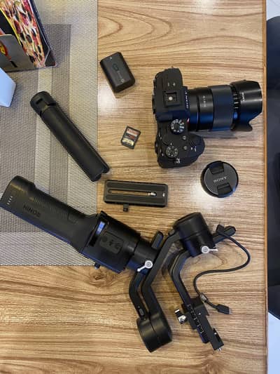 Sony a7iii + 35mm 1.8 + Gimbal DJI Ronin SC
