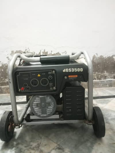 Hyundai 3.5kw home used generator up for sale