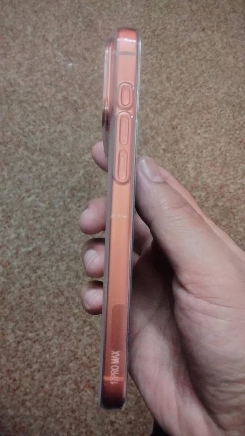 Apple iPhone 17 Pro Max 2