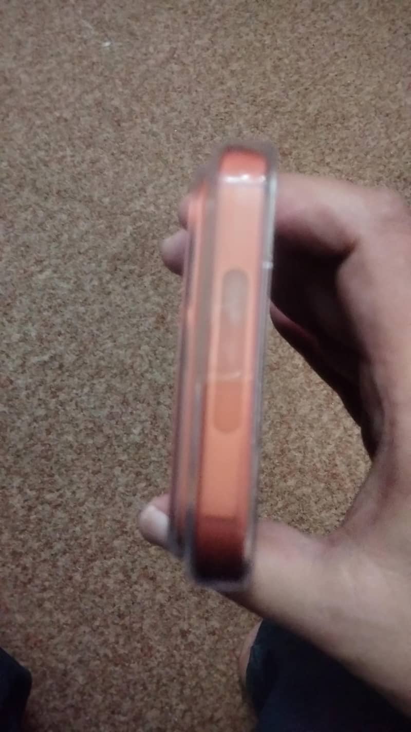 Apple iPhone 17 Pro Max 3
