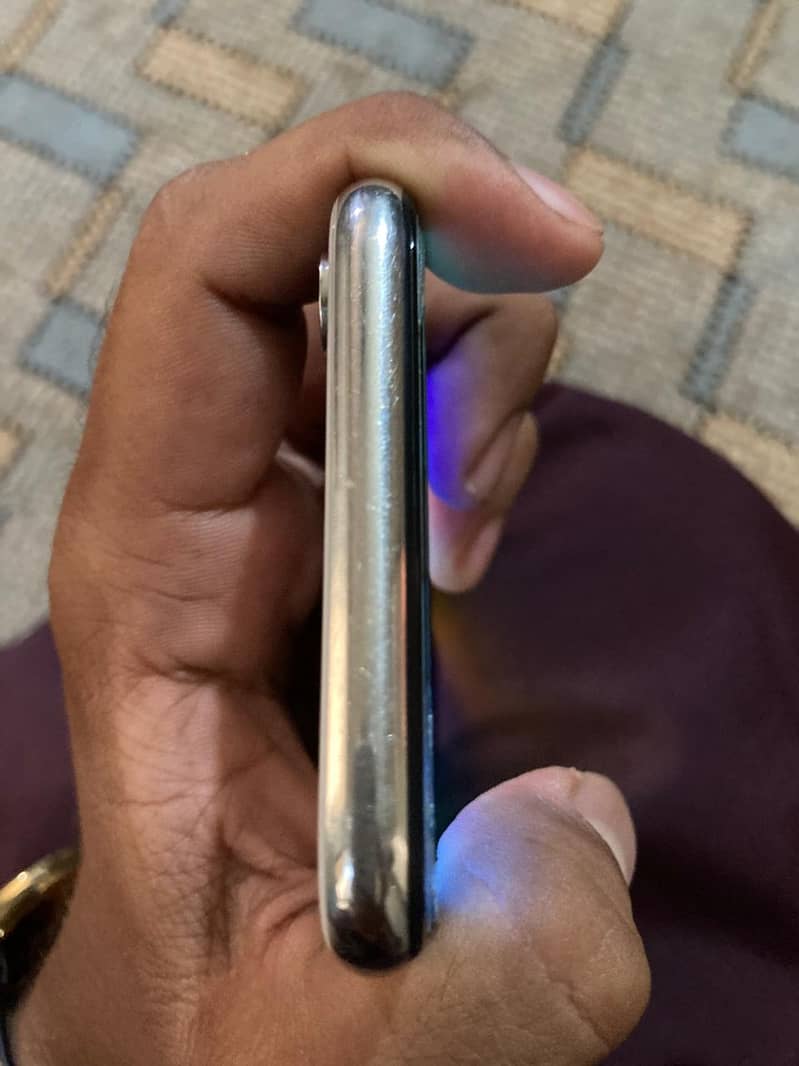 Apple iPhone X 1