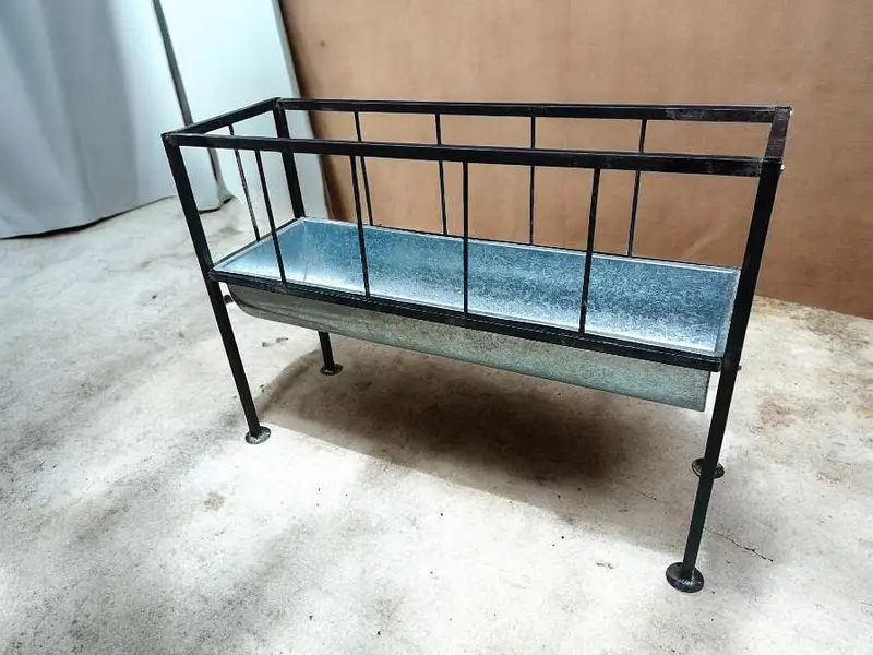 Heavy Duty Iron Goat/Sheep Khurli (Feed Trough) For Sale — photo 2