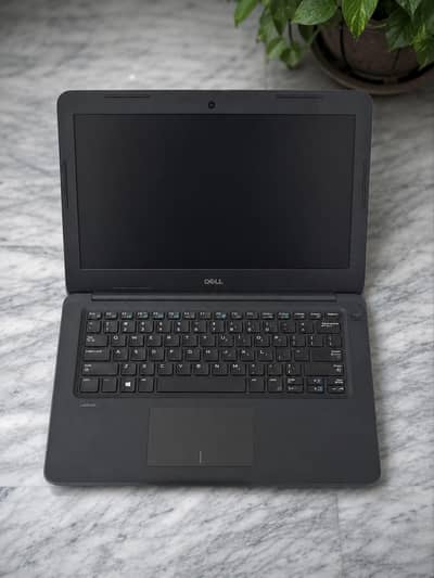 Dell 3380 core i5 7th gen laptop for sale