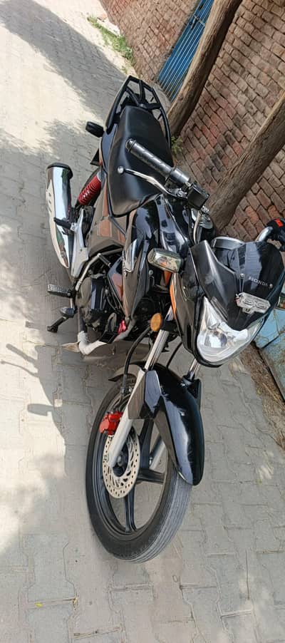 Honda CB 150F