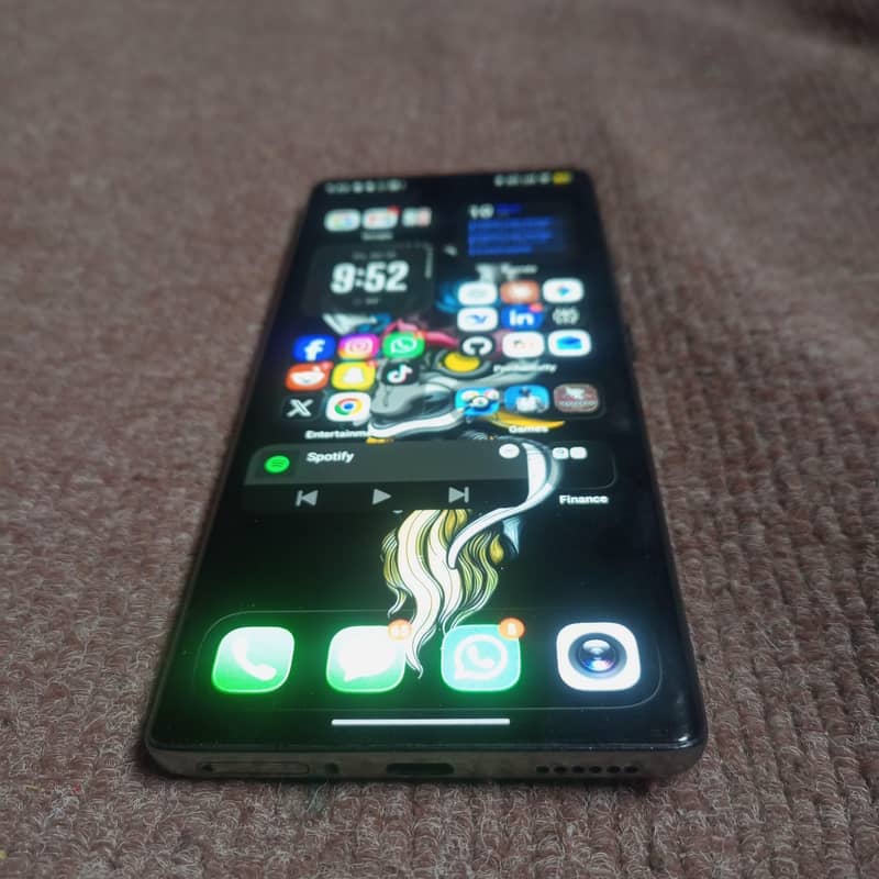 tecno common 40 pro 1