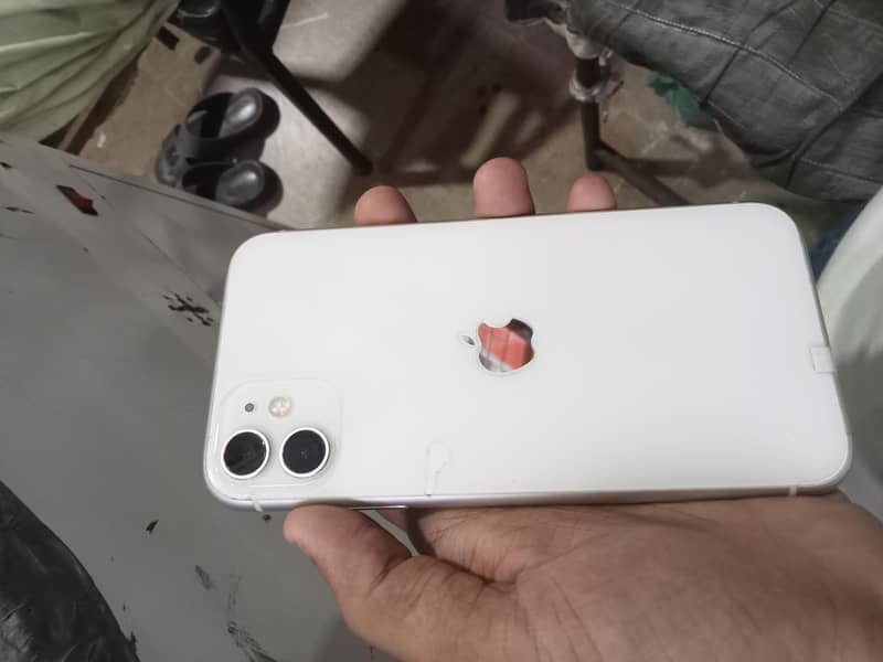 Apple iPhone 11 1