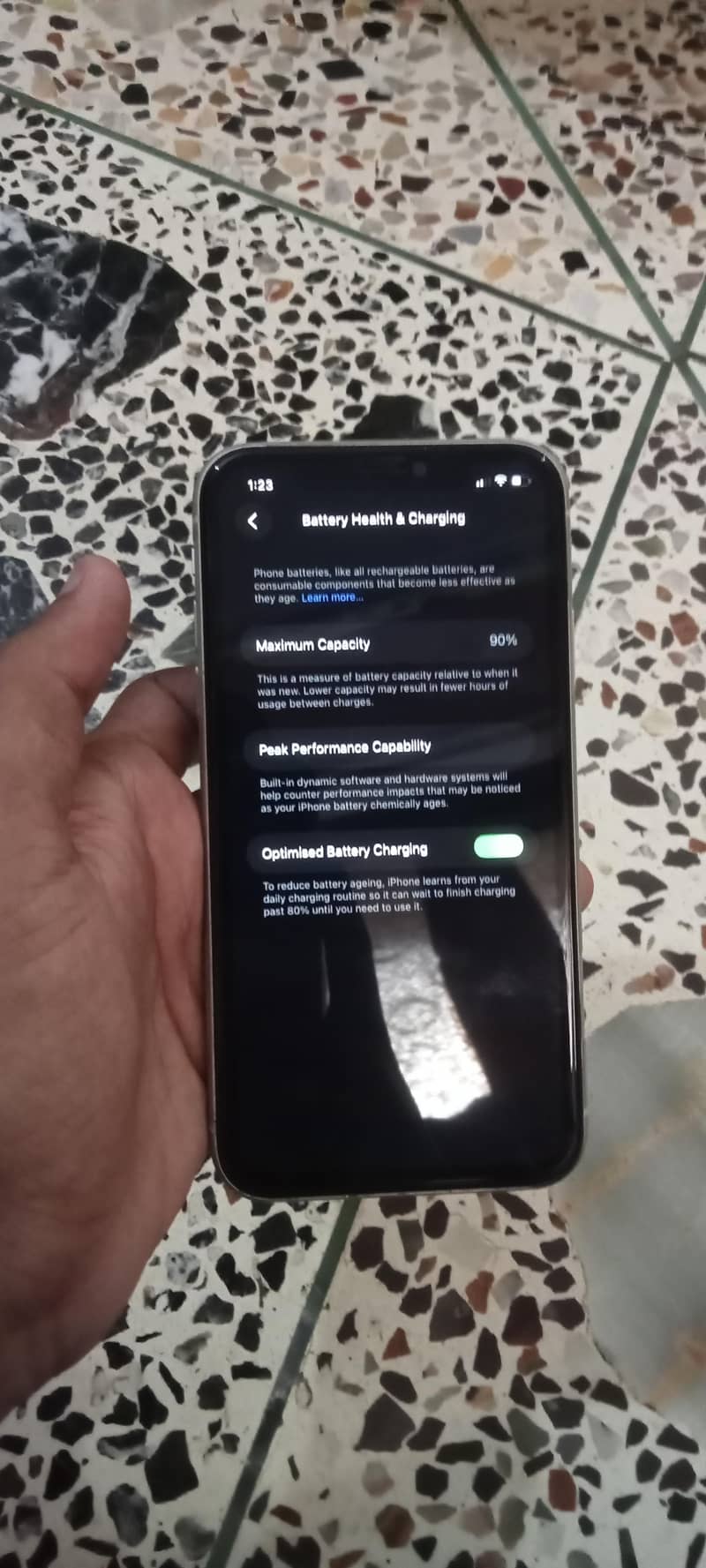 Apple iPhone 11 3