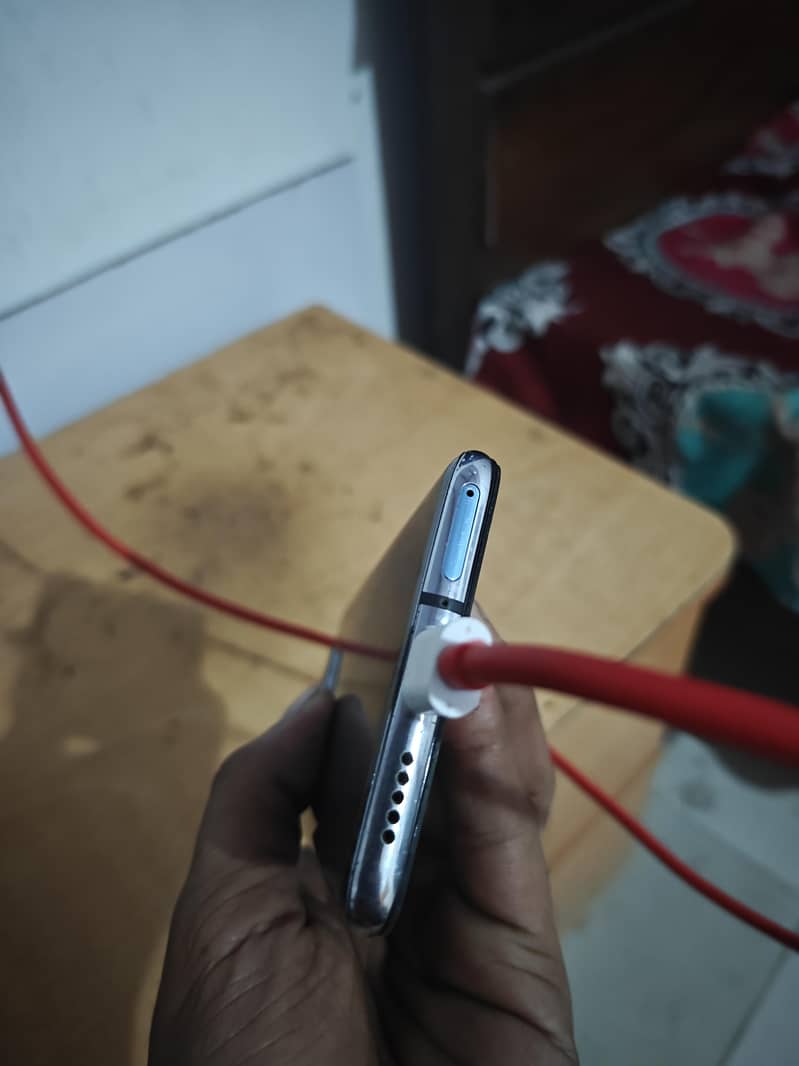 One Plus 7T 4