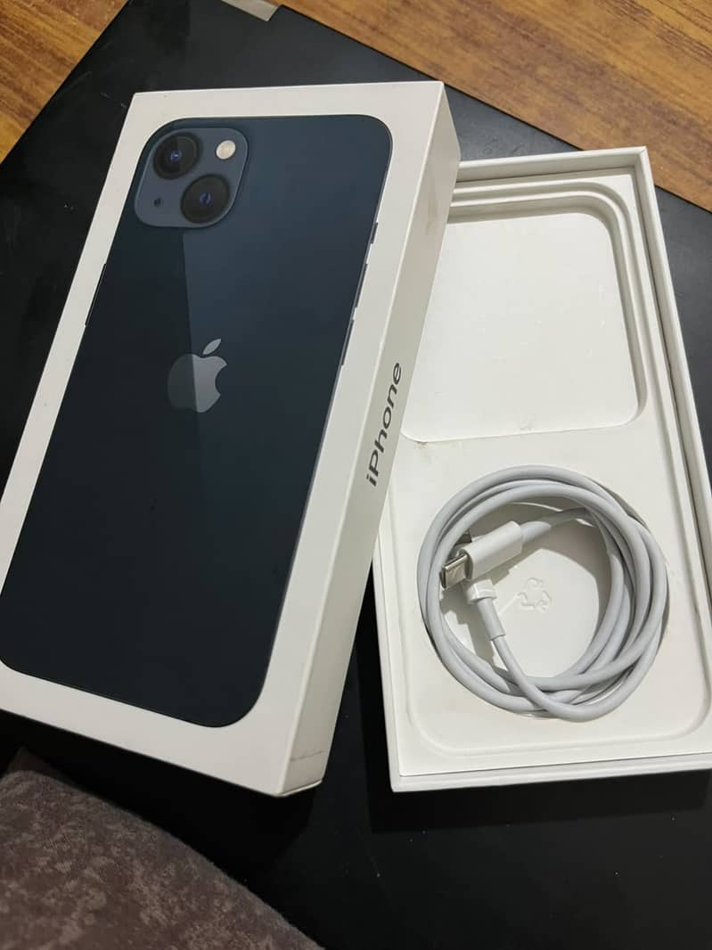 Apple iPhone 13 2