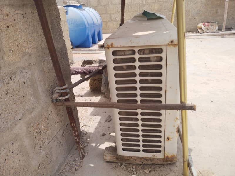 Electrolux split Ac 1.5 Ton 4