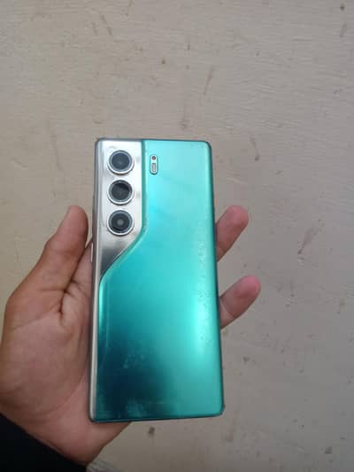 Tecno CAMON 40 Pro