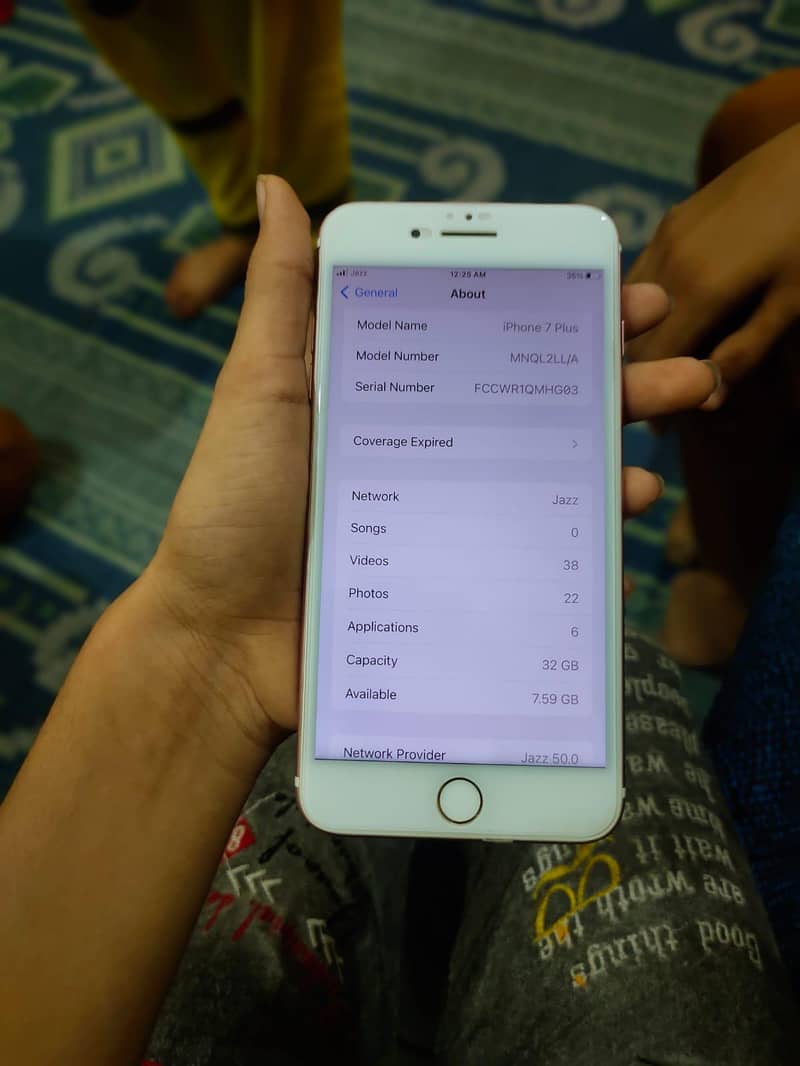 Apple iPhone 7 Plus 8