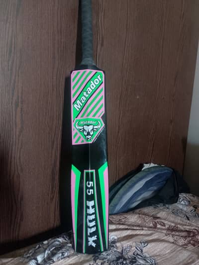 Matador Hulk 55 fiber/composite tape-ball cricket bat, 860 g