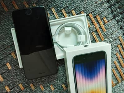 iPhone SE 3rd generation Bypass Waterpack Full Genuine 64 GB