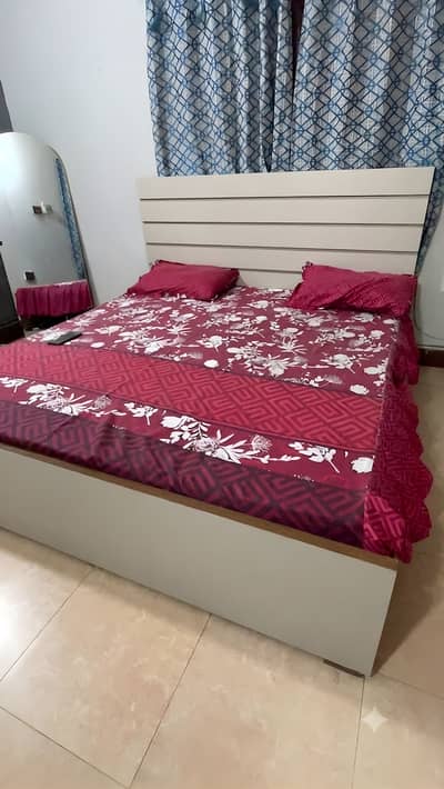 Bedroom set for sale