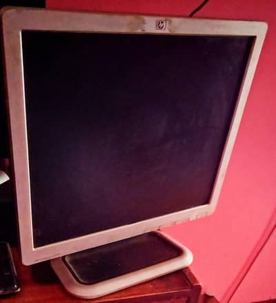 Hp 17 Inches LED monitor URGENT SALE