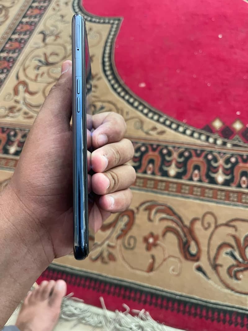 one plus n200 0