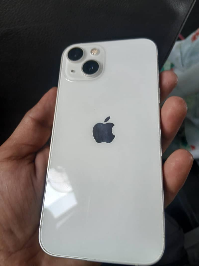 Apple iPhone 13 0
