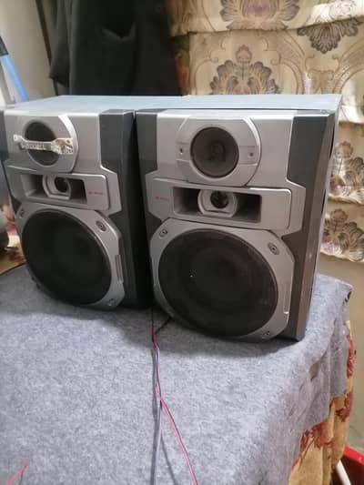 speaker