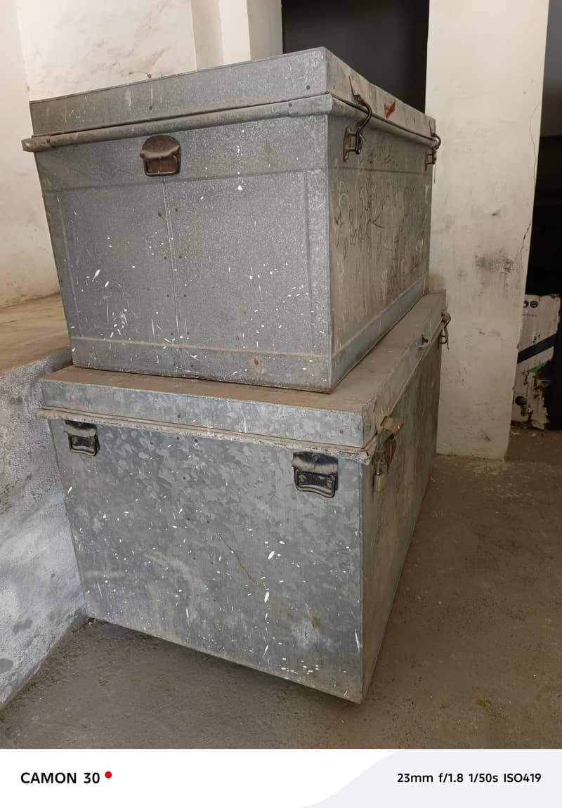 Solid iron trunks petti 2