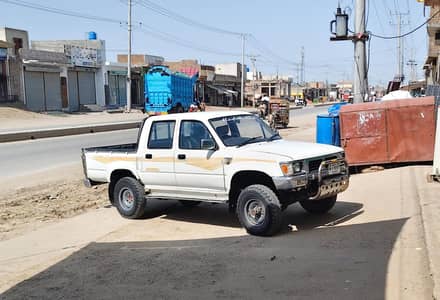 Toyota Hilux revo 20xx