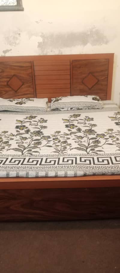 bed aur mattress for sale