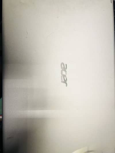 Acer Aspire 5 8GB RAM / NVMe 256GB 16”