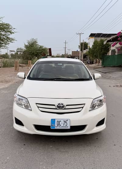 Toyota Corolla 2-D 2010 model