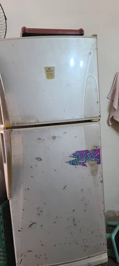 dawlance fridge medium