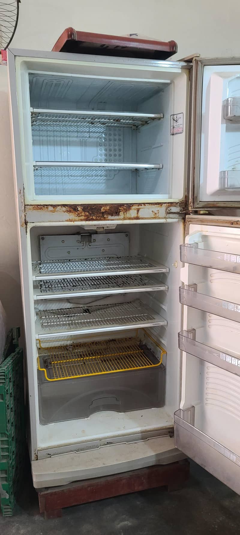 dawlance fridge medium 4