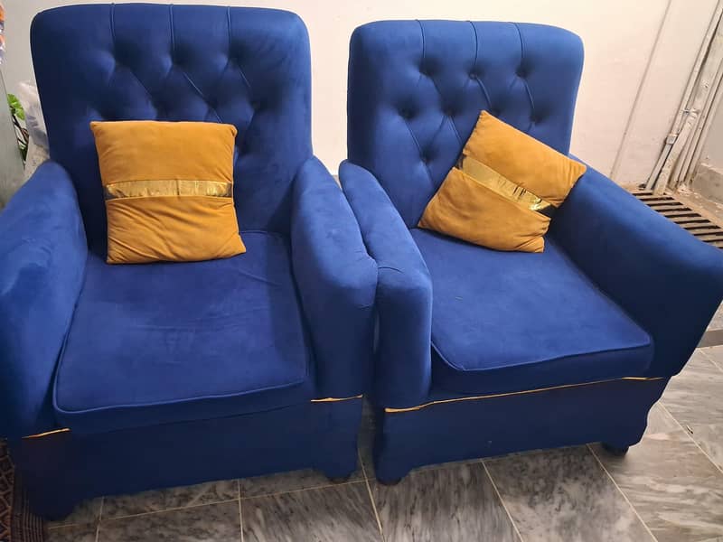 Beautiful Sofa Set 1
