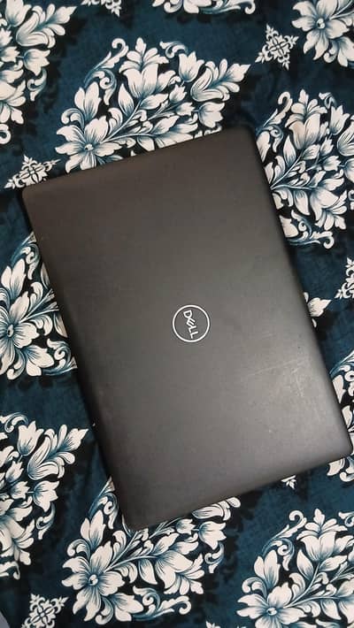 Dell Latitude 3590 Laptop | Core i7 8th Gen | Radeon 530 GPU