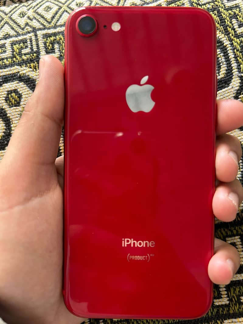 Apple iPhone 8 1
