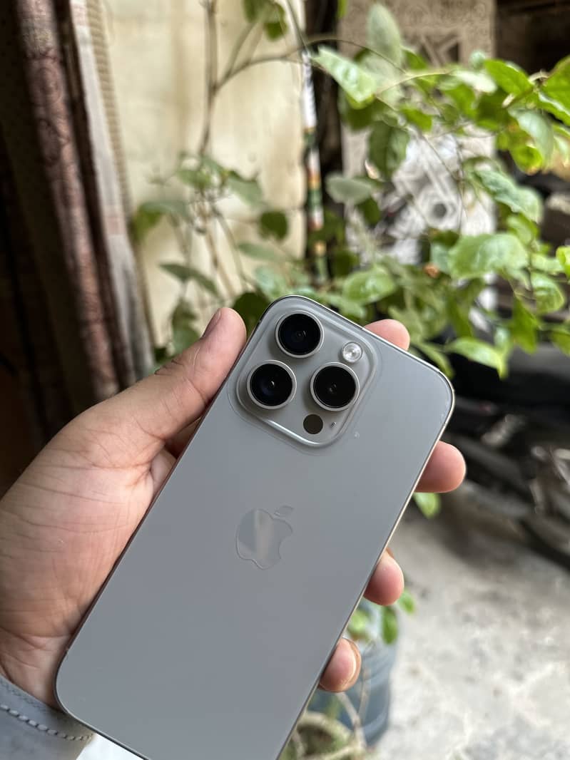 iPhone 15 Pro 1