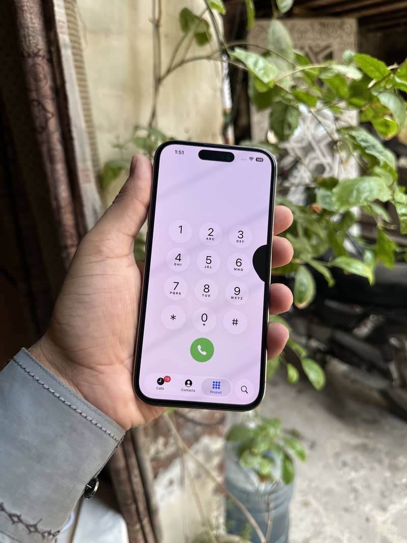 iPhone 15 Pro 3