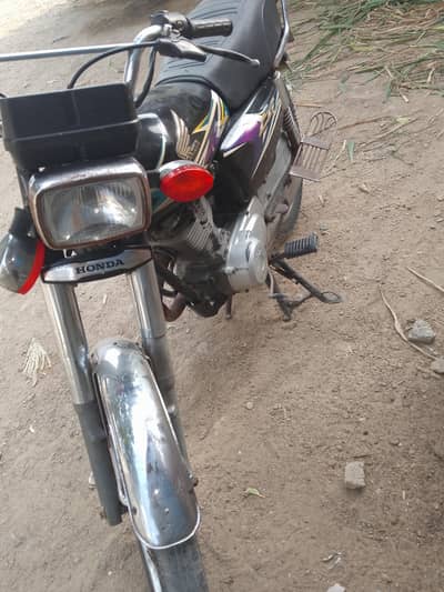 Honda 125 model 2020 condition 10by9 contact number 03195982665