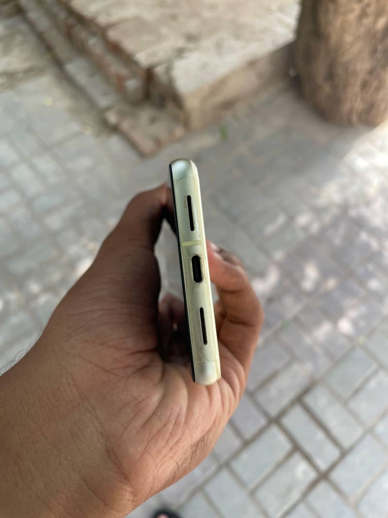 Google Pixel 7 6
