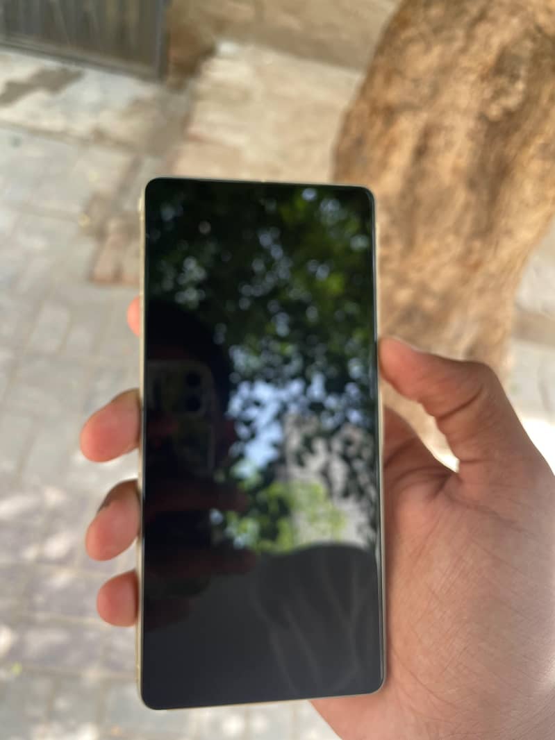Google Pixel 7 9