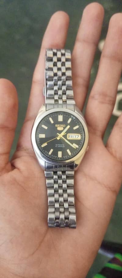 BRAND SEIKO 5 . VERSION A4. AUTOMATIC BEST WATCH CONTROL BY NERVES  . .