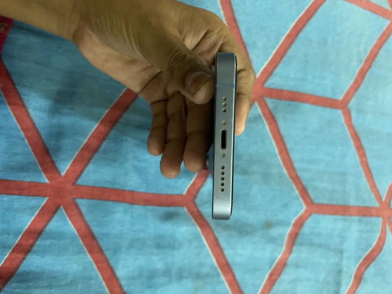 Apple iPhone 14 5