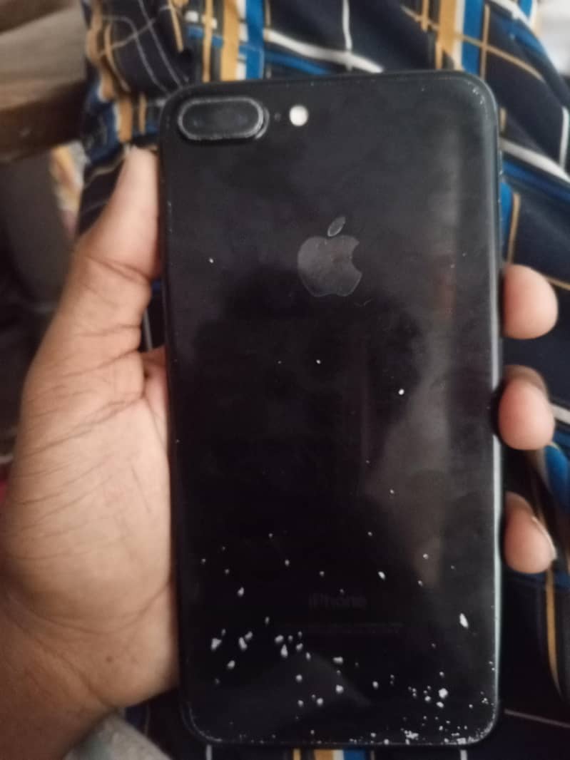 Apple iPhone 7 Plus 0