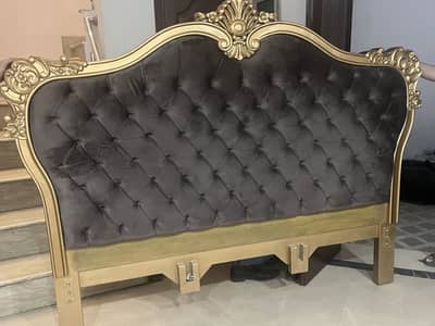 3 years used bed set in good condition
