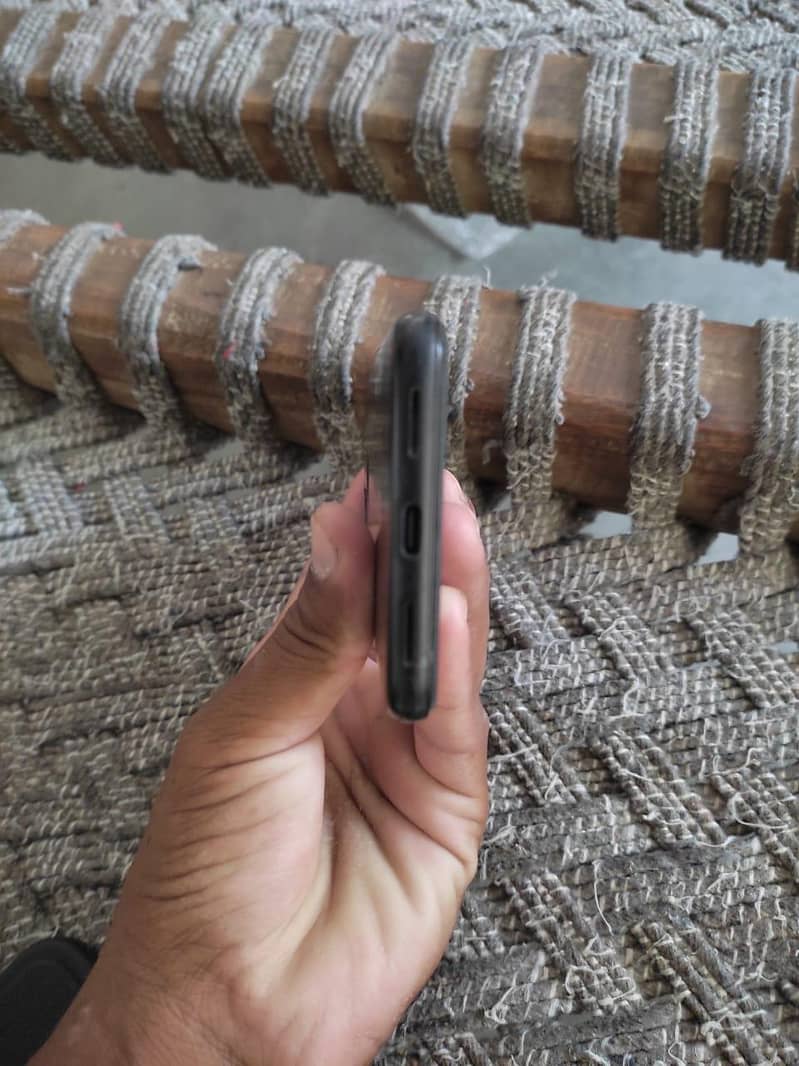 Google Pixel 5 3