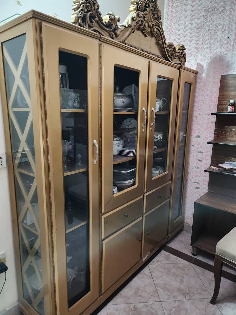 showcases 1